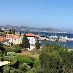 Appartement A Frejus 2 Pieces Pour 4 Personnes, Terrasse Avec Vue Piscine