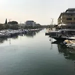 Appartement A Frejus 2 Pieces Pour 4 Personnes, Terrasse Avec Vue Piscine