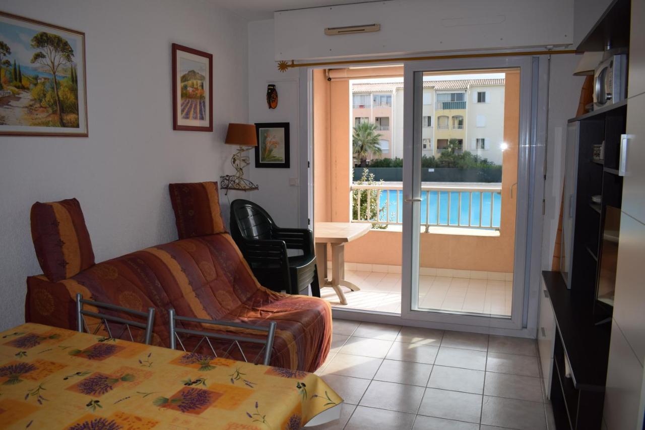 à 2 Piéces Pour 4 Personnes Fréjus